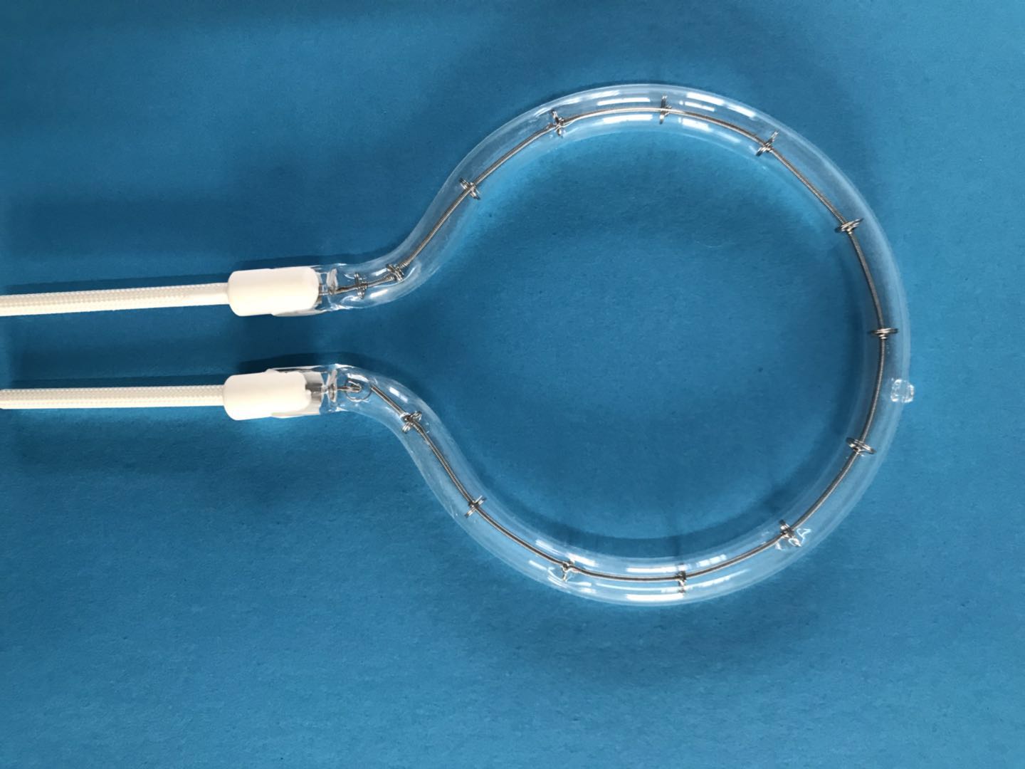 �h��/�������u��ʯӢ�ӟ��